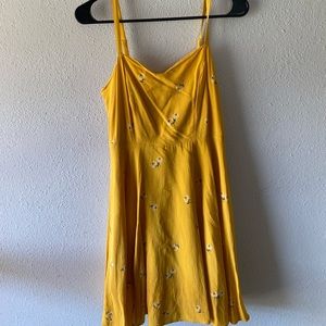 YELLOW dress💛💛💛